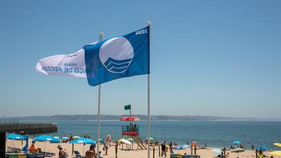 Lisbon Sea Side Chalet Apartment Paco de Arcos Exterior photo