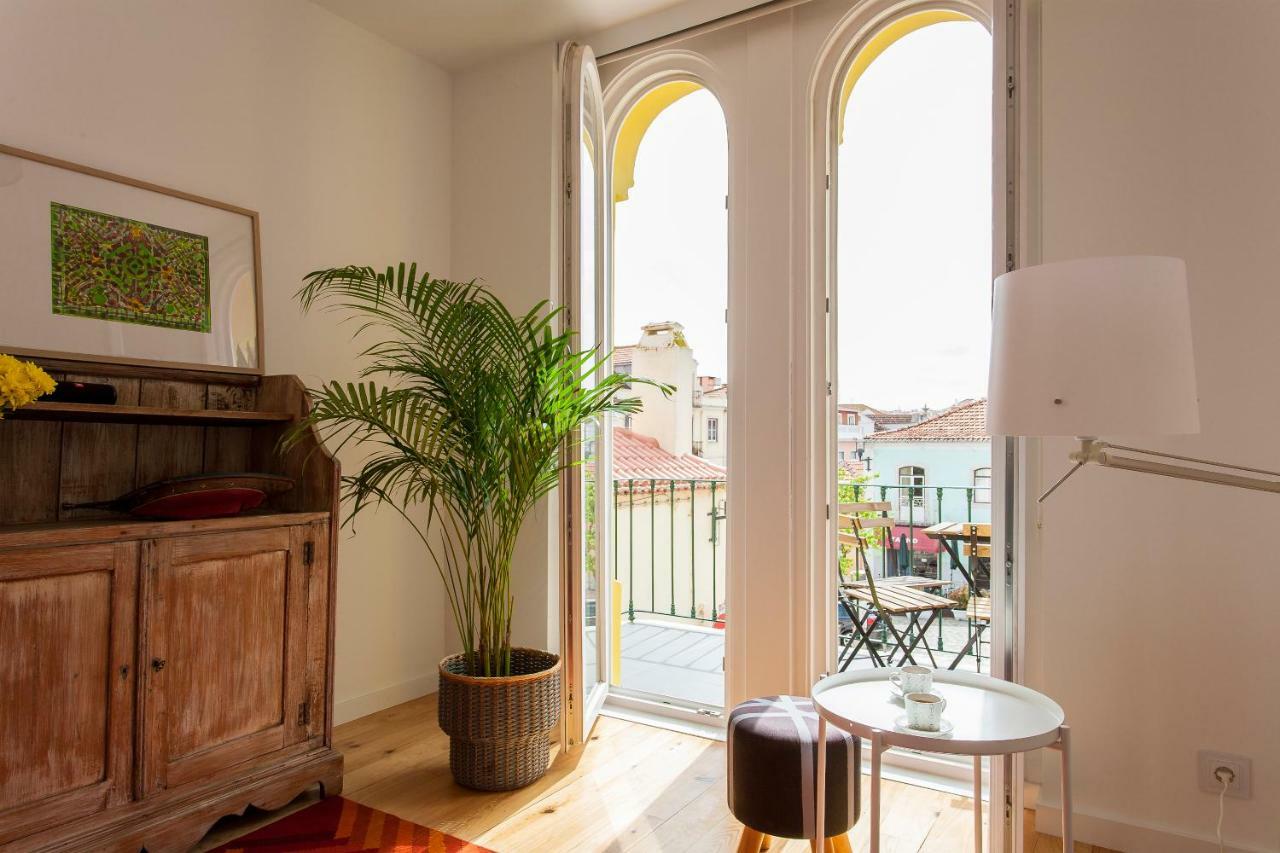 Lisbon Sea Side Chalet Apartment Paco de Arcos Exterior photo